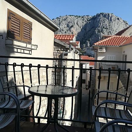 Apartman Brzovic Омиш Экстерьер фото