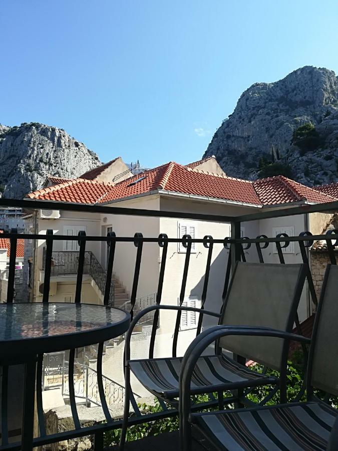 Apartman Brzovic Омиш Экстерьер фото